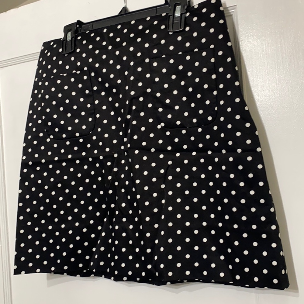 Adorable Larry Levine stretch A Line skirt.